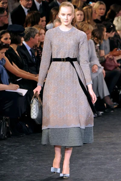 Look 42